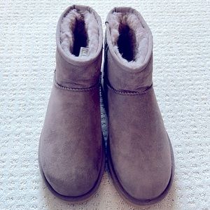 *NEW* Ugg Boots